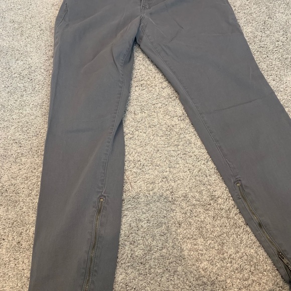 Grey GAP Jeggings with Zipper Ankle - Picture 3 of 6